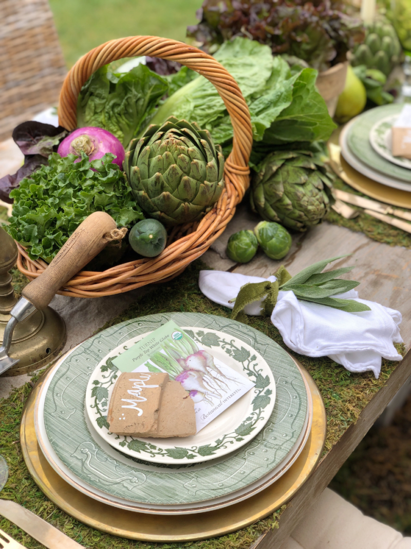 Simple Fall Garden Table Ideas - My Little White Barn